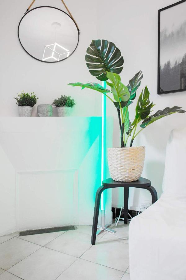 Gregbnb-Com - T2 37M2 - Climatise - Parking Inclus - Balcon - Wifi Fibre - Appartement No1 툴롱 외부 사진